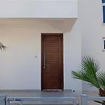 Colonial 32 פריווליה