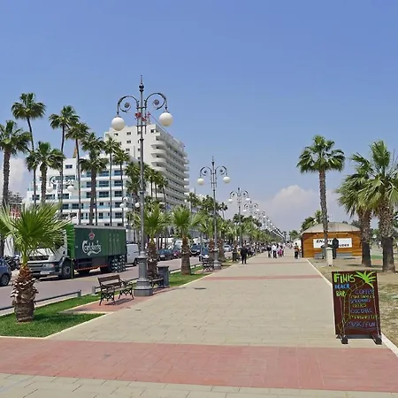 Colonial 32 * פריווליה
