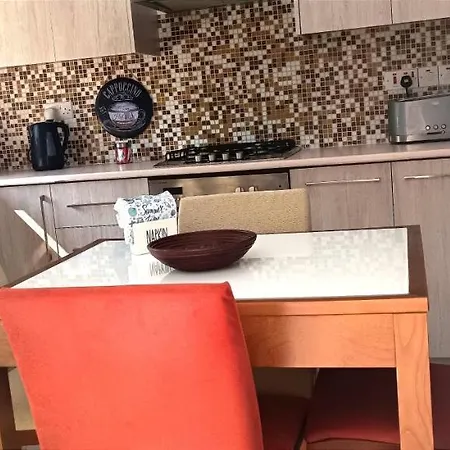 Colonial 32 Villa Perivólia